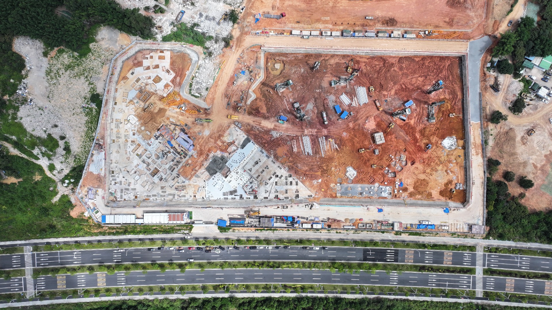 5、项目建设现场照片.jpg